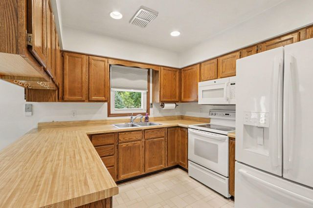 8198 N 37th Street, Ross Twp, MI 49083