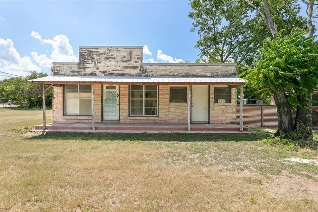 304 S Colorado Street, Whitney, TX 76692