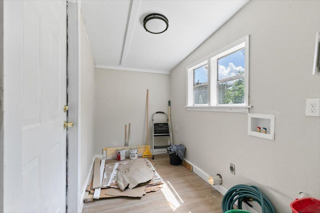 304 S Colorado Street, Whitney, TX 76692