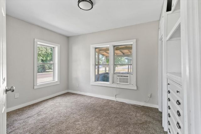 304 S Colorado Street, Whitney, TX 76692