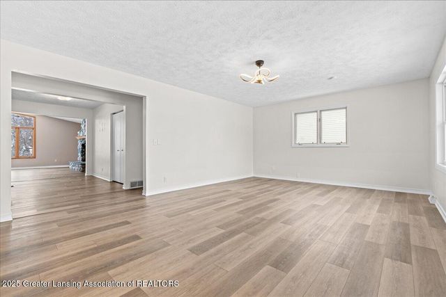 3322 Pickwick Place, Lansing, MI 48917