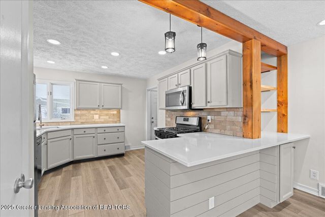 3322 Pickwick Place, Lansing, MI 48917