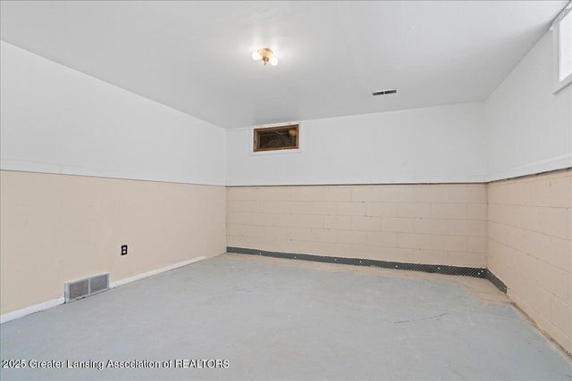 3322 Pickwick Place, Lansing, MI 48917