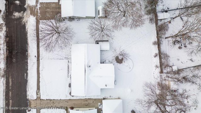 3322 Pickwick Place, Lansing, MI 48917