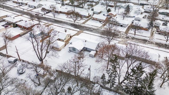 3322 Pickwick Place, Lansing, MI 48917