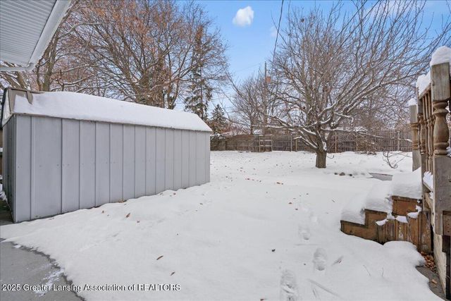 3322 Pickwick Place, Lansing, MI 48917