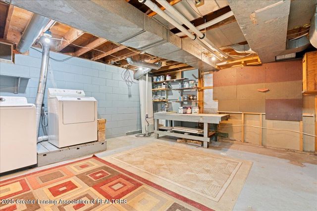 3322 Pickwick Place, Lansing, MI 48917