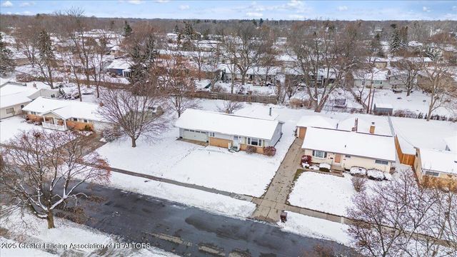 3322 Pickwick Place, Lansing, MI 48917