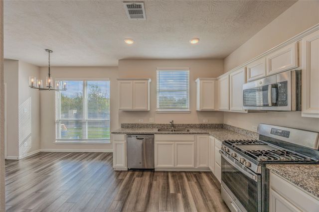 1007 Malisa Hill, Brenham, TX 77833