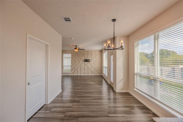 1007 Malisa Hill, Brenham, TX 77833