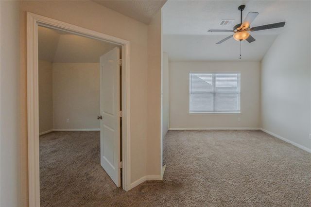 1007 Malisa Hill, Brenham, TX 77833