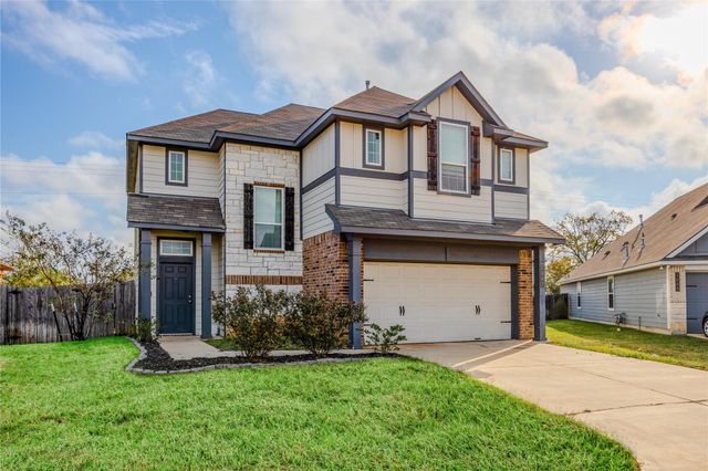 1007 Malisa Hill, Brenham, TX 77833