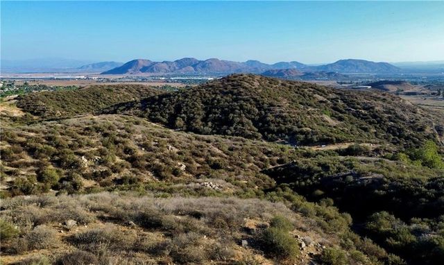 27920 VISTA SUELTO Road, Unincorporated, CA 92555