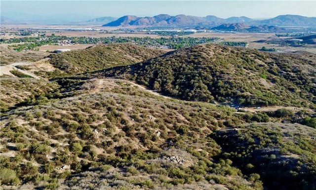 27920 VISTA SUELTO Road, Unincorporated, CA 92555
