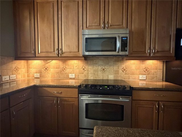 13006 SUNKISS LOOP, Windermere, FL 34786