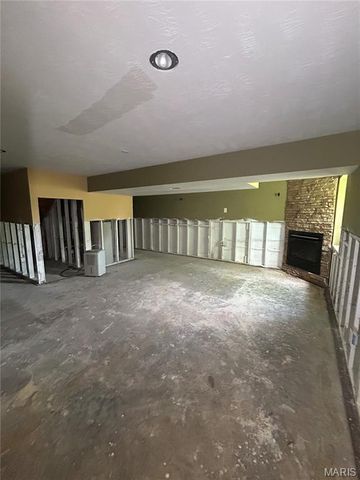 1149 Riverwoods Drive, Desloge, MO 63628