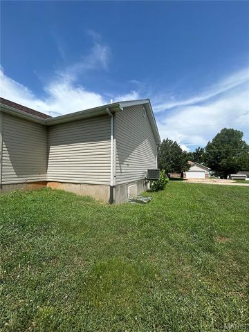 1149 Riverwoods Drive, Desloge, MO 63628