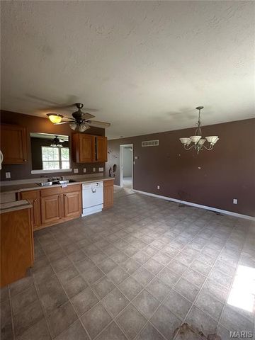 1149 Riverwoods Drive, Desloge, MO 63628