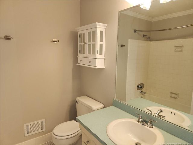 2814 Millbrook Road, Fayetteville, NC 28303