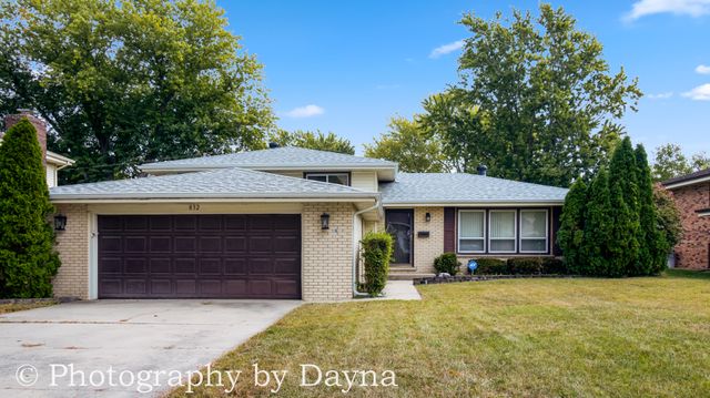 832 S Cheryl Lane, Kankakee, IL 60901