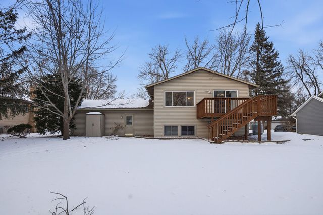 10029 108th Place N, Maple Grove, MN 55369