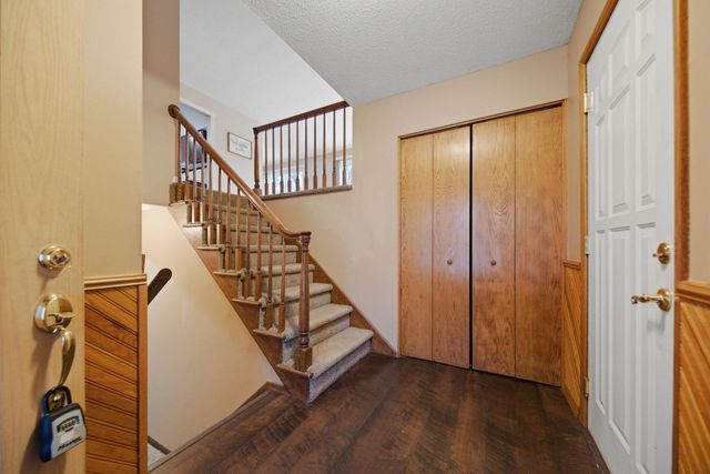 10029 108th Place N, Maple Grove, MN 55369