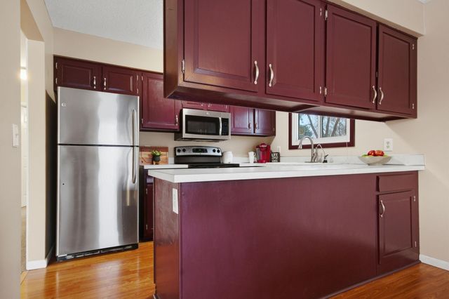 10029 108th Place N, Maple Grove, MN 55369