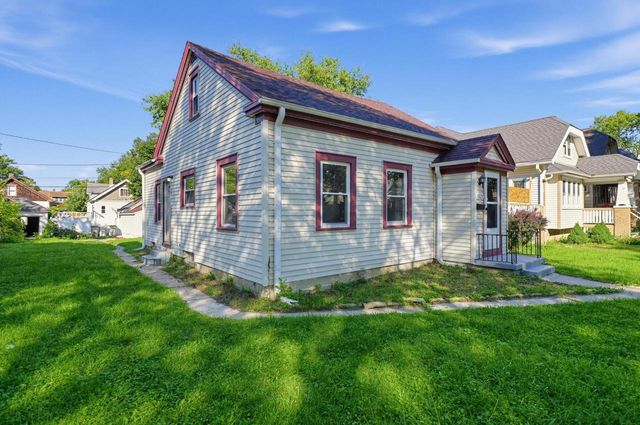 5521 N 33rd St Milwaukee, Milwaukee, WI 53209