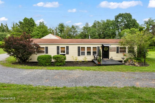96 Brickhouse Road, Stillwater, NY 12170