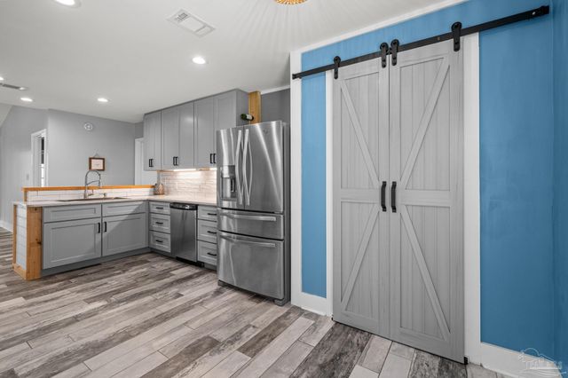 8573 Westview Ln, Pensacola, FL 32514