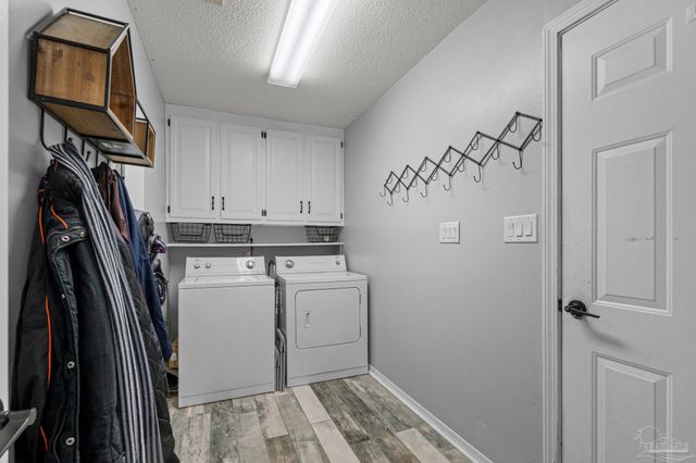 8573 Westview Ln, Pensacola, FL 32514