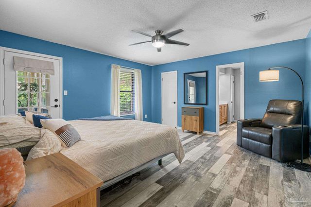 8573 Westview Ln, Pensacola, FL 32514