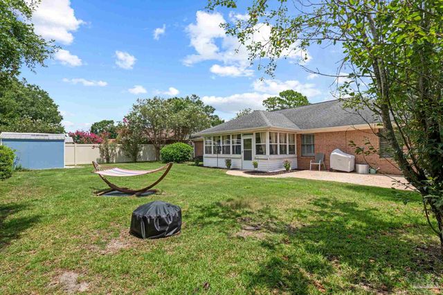 8573 Westview Ln, Pensacola, FL 32514