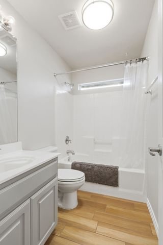 817 Huebner Way, Burleson, TX 76028