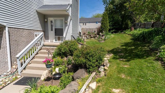 7342 Santa Fe Trail, Madison, WI 53719