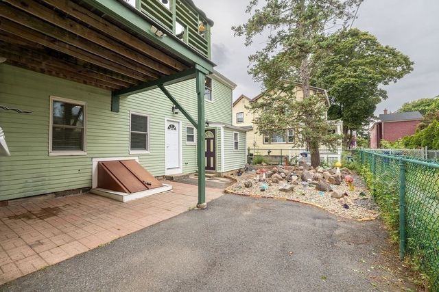 11 Pearl Street A, Salem, MA 01970