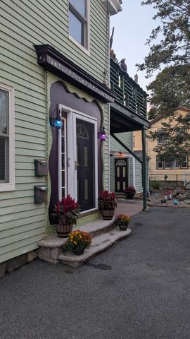 11 Pearl Street A, Salem, MA 01970