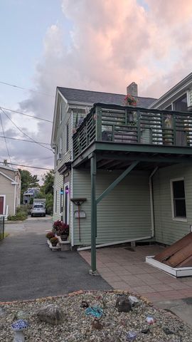 11 Pearl Street A, Salem, MA 01970