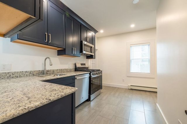 11 Pearl Street A, Salem, MA 01970