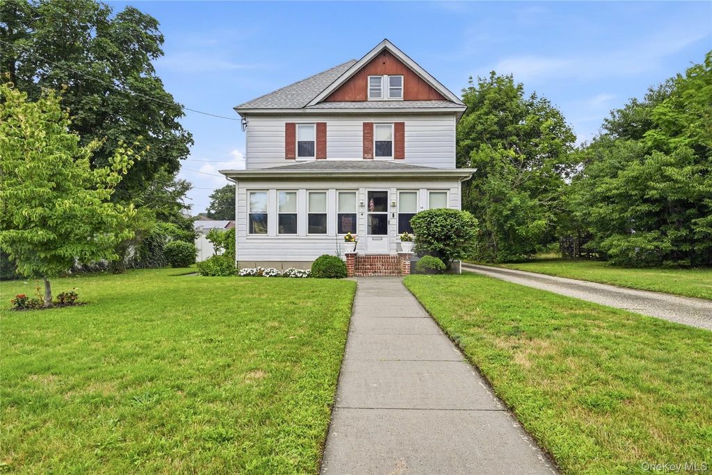 68 Jayne Avenue, Patchogue, NY 11772