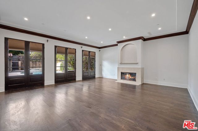 305 N Palm Drive, Beverly Hills, CA 90210