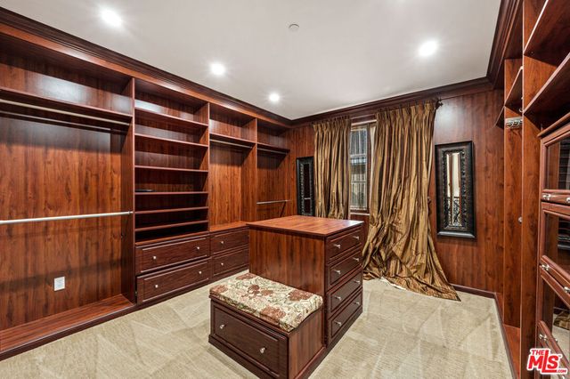 305 N Palm Drive, Beverly Hills, CA 90210