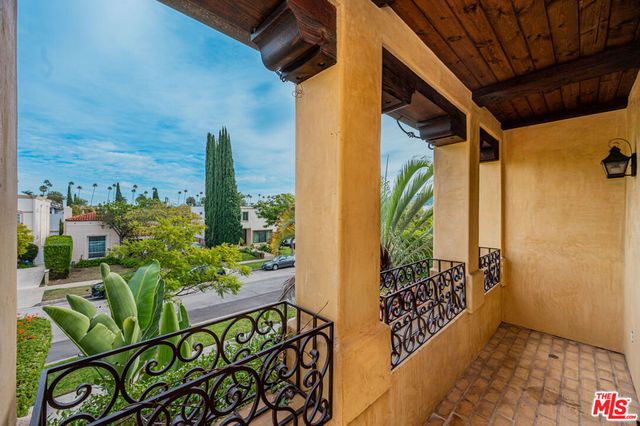 305 N Palm Drive, Beverly Hills, CA 90210