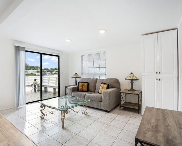 2754 SW 54 Street, Dania Beach, FL 33312