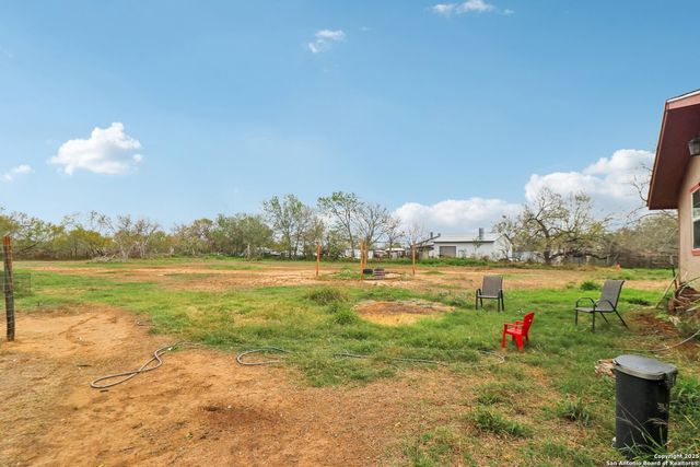 215 & 213 Coughran, Pleasanton, TX 78064