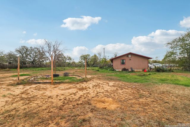 215 & 213 Coughran, Pleasanton, TX 78064