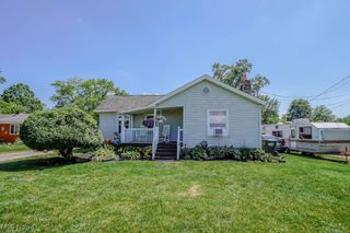 8242-8244 Navarre Road SW, Massillon, OH 44646