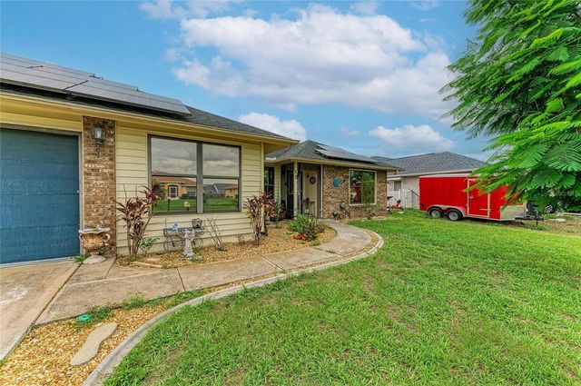 2147 FLORIBANNA STREET, North Port, FL 34287