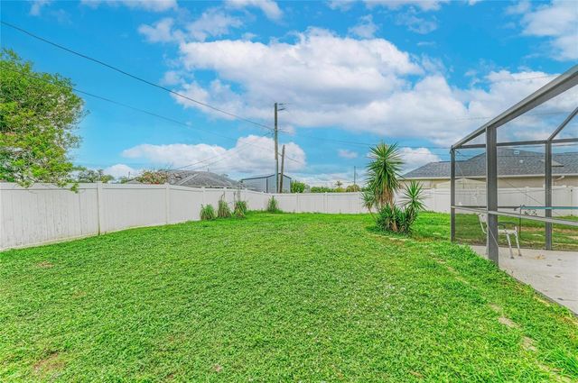 2147 FLORIBANNA STREET, North Port, FL 34287