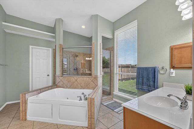 11253 Glenn Cove, Forney, TX 75126